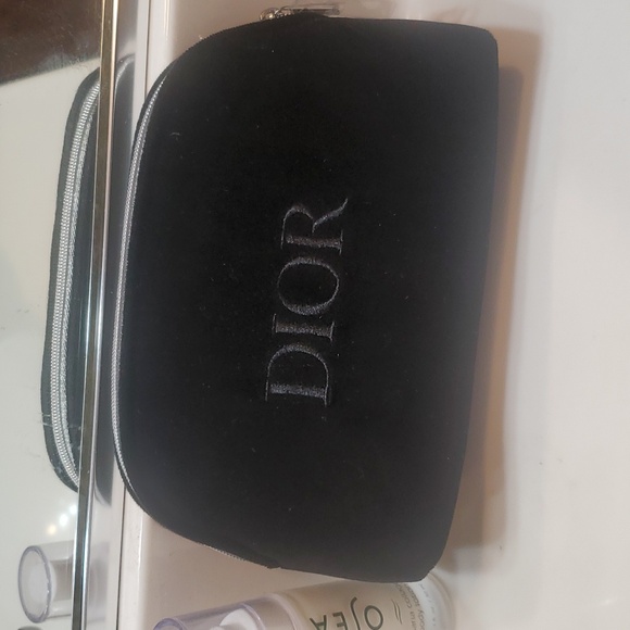 DIOR VELVET COSMETIC BAG - Picture 5 of 7
